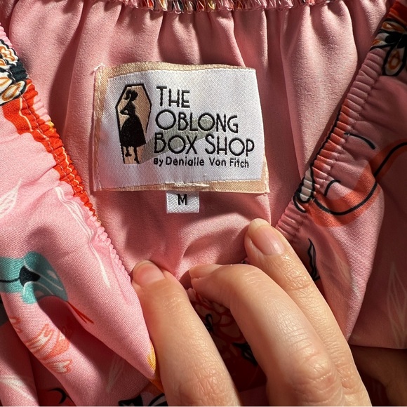 Flutter Sleeve Peasant Top - Picture 2 of 4